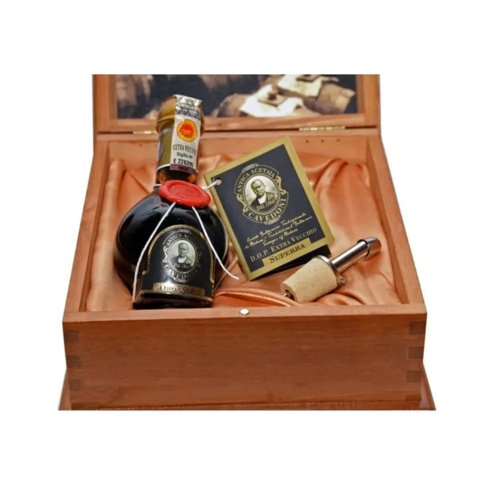 Acetaia Cavedoni - Aceto Balsamico TRADIZIONALE di Modena DOP "SUPERBA" (Riserva - affinato botti di rovere per oltre 80 a...