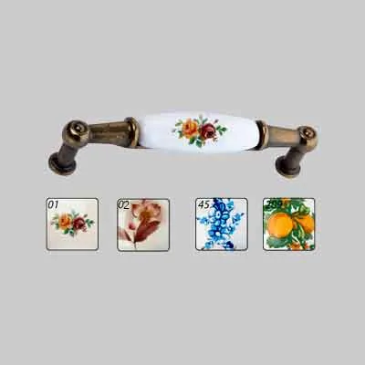 MANIGLIA PER MOBILI CERAMICA 'M01' Interasse 96 mm - Bianco decoro 209. Prezzo per Pezzo.