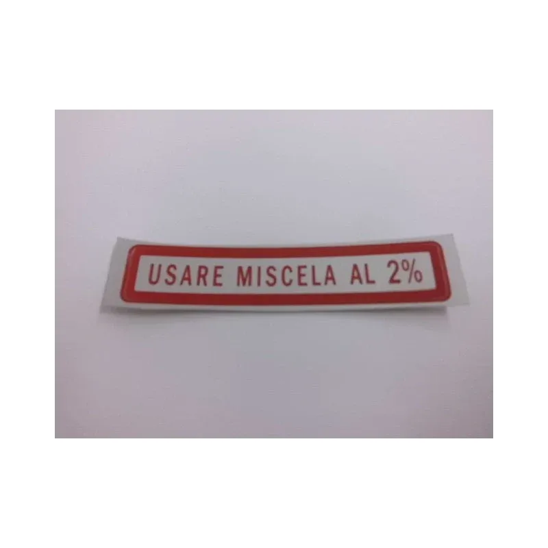 Adesivo rosso usare miscela 2% Vespa