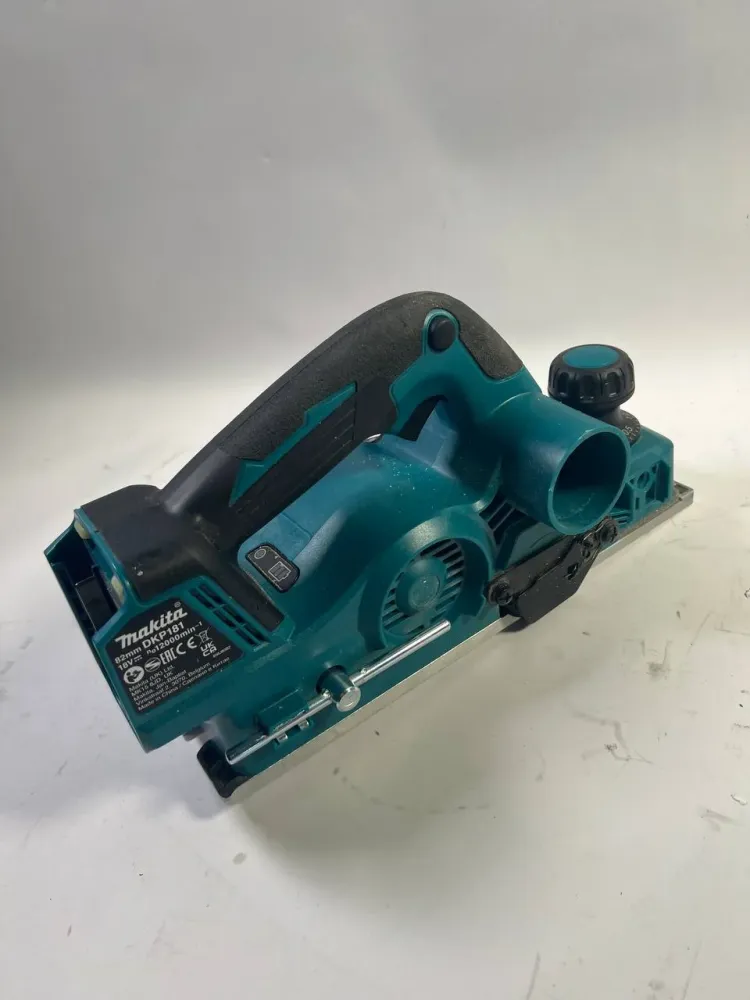 Makita DKP 181 Z Pialla batteria 18 V 82 mm - senza batteria, senza caricatore