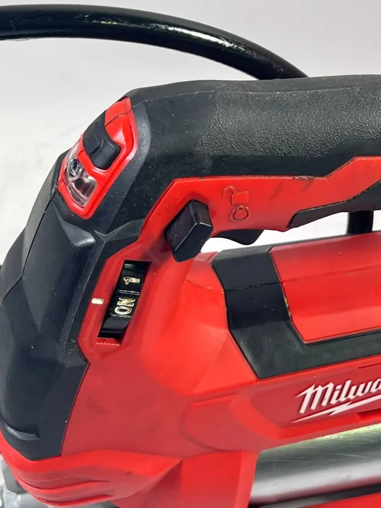 Milwaukee M18 GG-0 Ingrassatore batteria 18V - senza batteria, senza caricatore