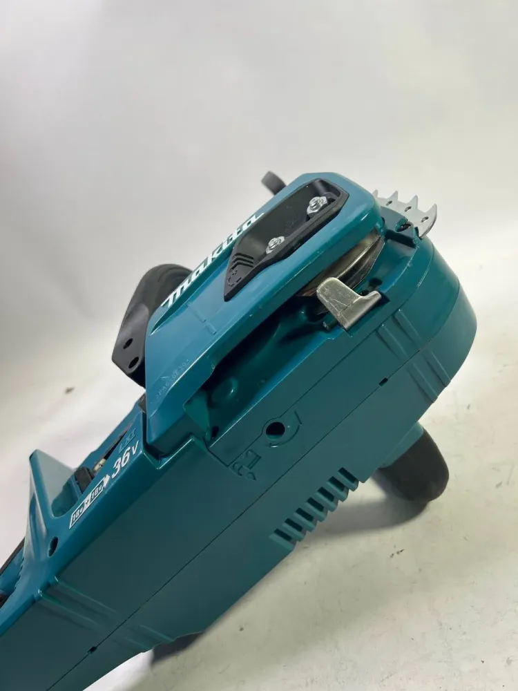 Makita DUC 355 Z Motosega batteria 36V (2x18V) Brushless 35 cm + Catena + Barra di guida - (senza batteria, senza caricatore)