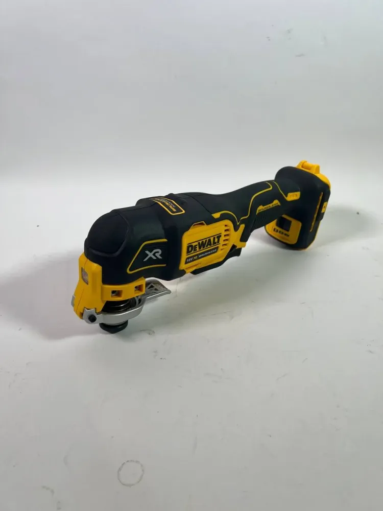 Multiutensile oscillante batteria DeWalt DCS 356 N-XJ 18 V Brushless + kit accessori - senza batteria, senza caricabatteria