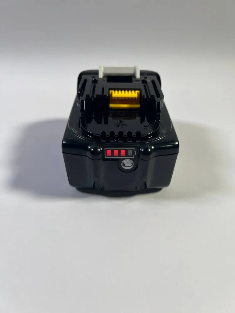 Makita BL 1860 B Batteria al litio18 V - 6,0 Ah / 6000 mAh con spia LED ( 197422-4 )