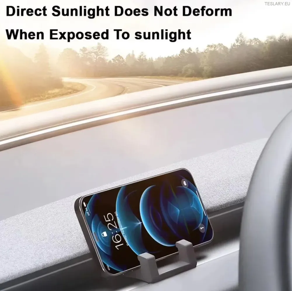 Tesla Model 3+ Highland Phone per Dash