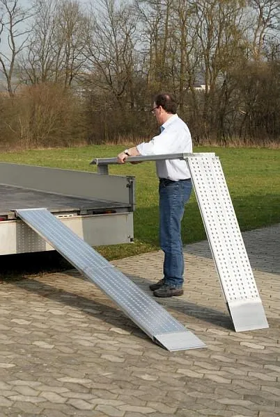 Binari di carico Altec AOS_400 2535 mm pieghevoli UI: 1 paio 08155026