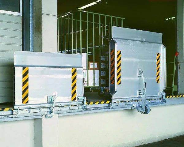 Pedana di carico Altec SKB lunghezza: 815 mm larghezza: 1500 mm capacità di carico: 4000 kg mobile 30421004