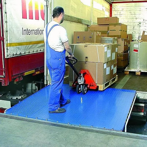 Rampa Altec acciaio FBS lunghezza: 1500 mm larghezza: 2000 mm capacità di carico: 6000 kg mobile piattaforma: acciaio RAL...