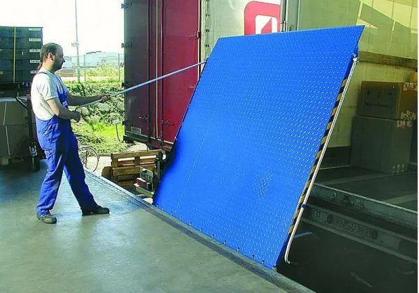 Rampa Altec acciaio FBS lunghezza: 1750 mm larghezza: 2000 mm capacità di carico: 5000 kg stazionaria piattaforma: acciaio...