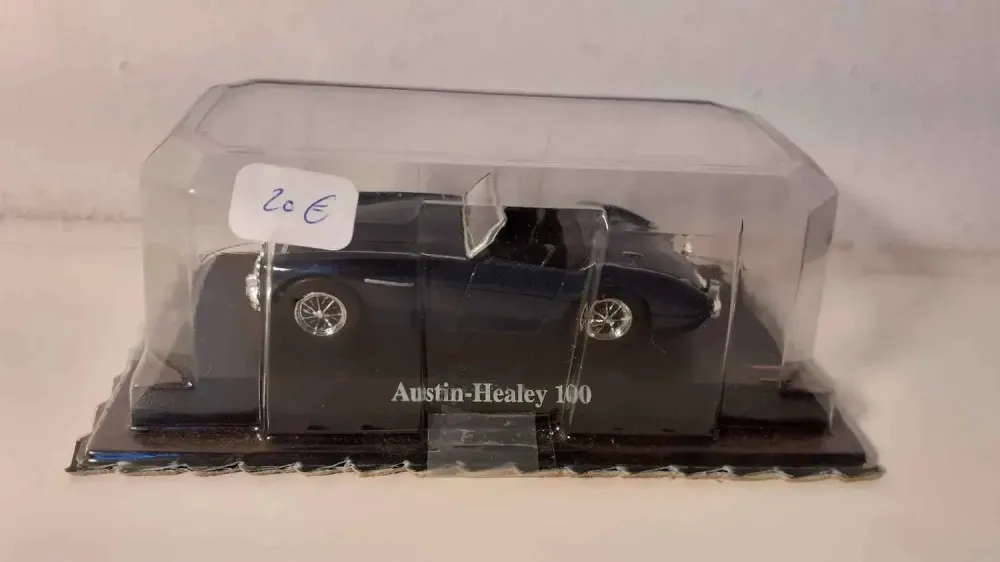 Austin-Healey 100 blu scuro (Del Prado)