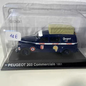 Auto commerciale Peugeot 203 blu del 1951 (rally Parigi - Città del Capo - Parigi)