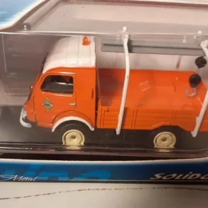Autocarro soccorso stradale Renault 4 x 4 (con logo Renault)
