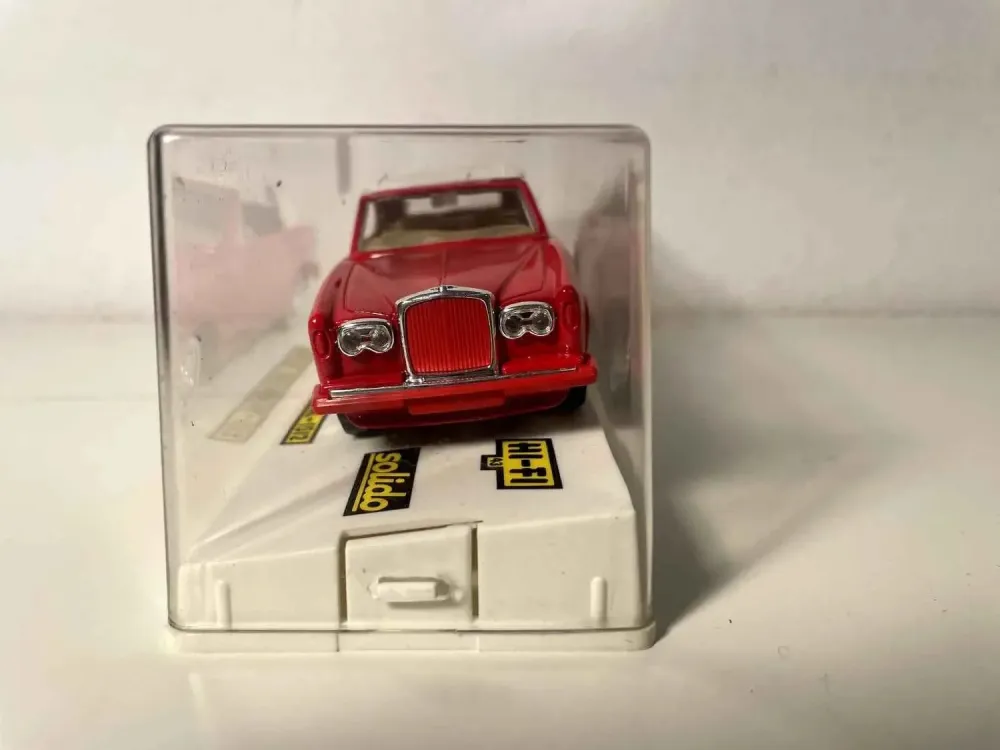 Bentley Continental rossa Solido riferimento 1512 (auto americana)