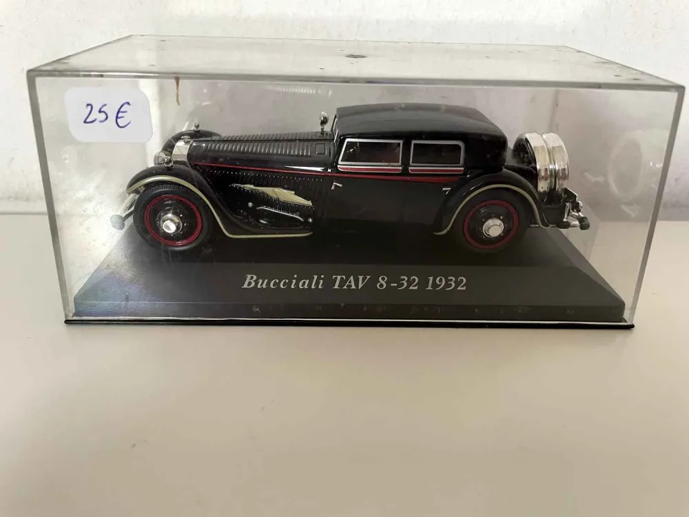 Bucciali TAV-12 nero del 1932