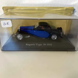 Bugatti Type 50 blu e nera del 1932