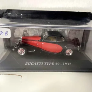 Bugatti Type 50 nera e rossa del 1932