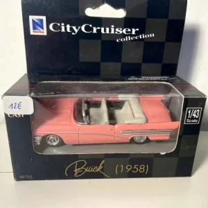 Buick City Cruiser rosa del 1958 (auto americana)