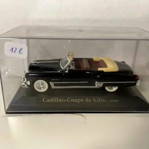 Cadillac Coupe de Ville nera del 1949 (auto americana)
