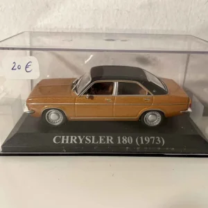 Chrysler 180 del 1973 marrone con tetto nero