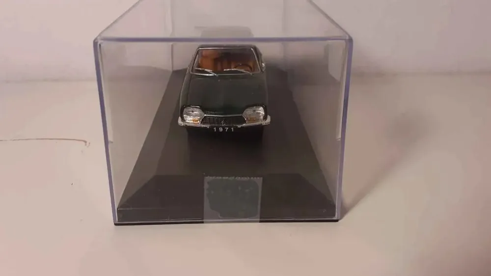Citroën GS 1015 verde del 1971 (scatola plexi)
