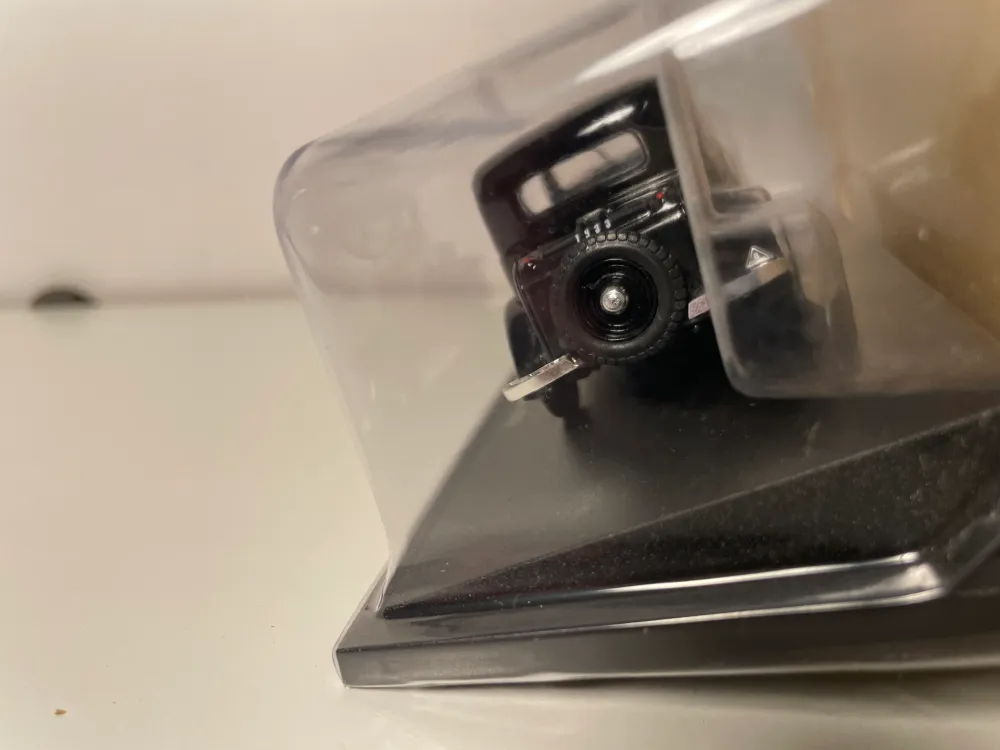 Citroën 8CV Rosalie nera del 1933 ( blister)