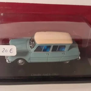 Citroën Ami 6 blu con tetto bianco sporco del 1961 ( blister)