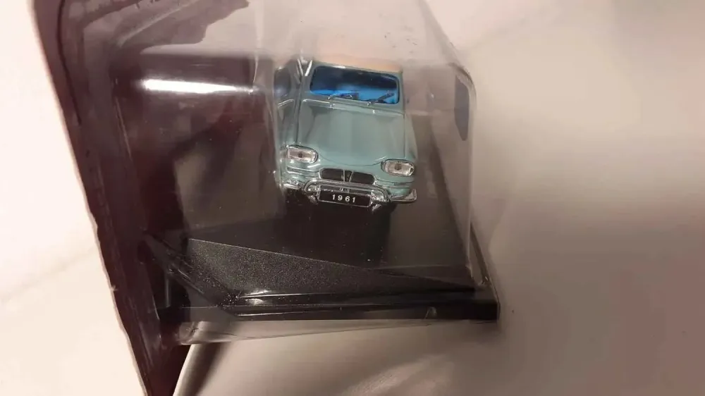 Citroën Ami 6 blu con tetto bianco sporco del 1961 ( blister)