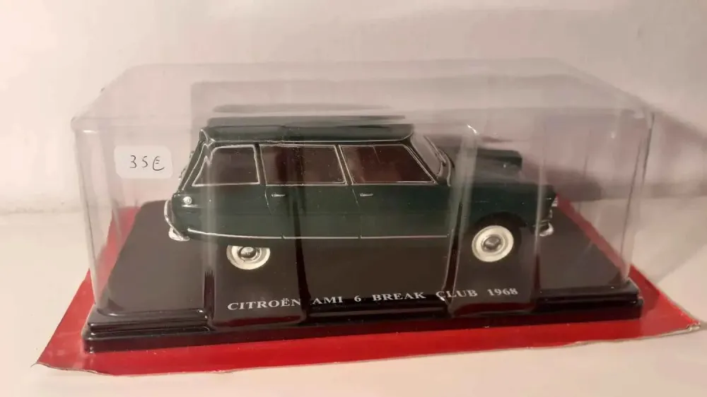 Citroën Ami 6 club break verde scuro del 1968 (scala 1/24)