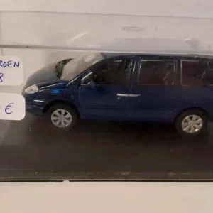 Citroën C8 blu scuro (scatola plexi)