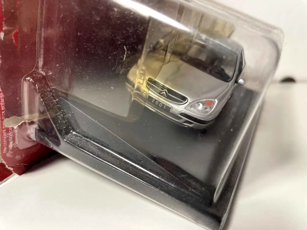 Citroën C5 grigia del 2001 (blister)