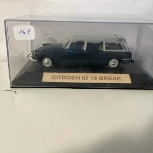 Citroën ID19 station wagon verde scuro con tetto grigio (scatola plexiglass)