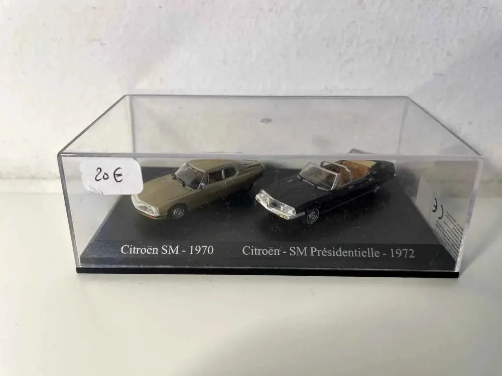 Citroën SM marrone del 1970 + Citroën SM Presidential nera del 1972 (scala HO)