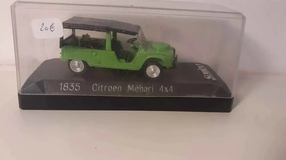 Citroën Méhari 4x4 verde (riferimento Solido 1835)