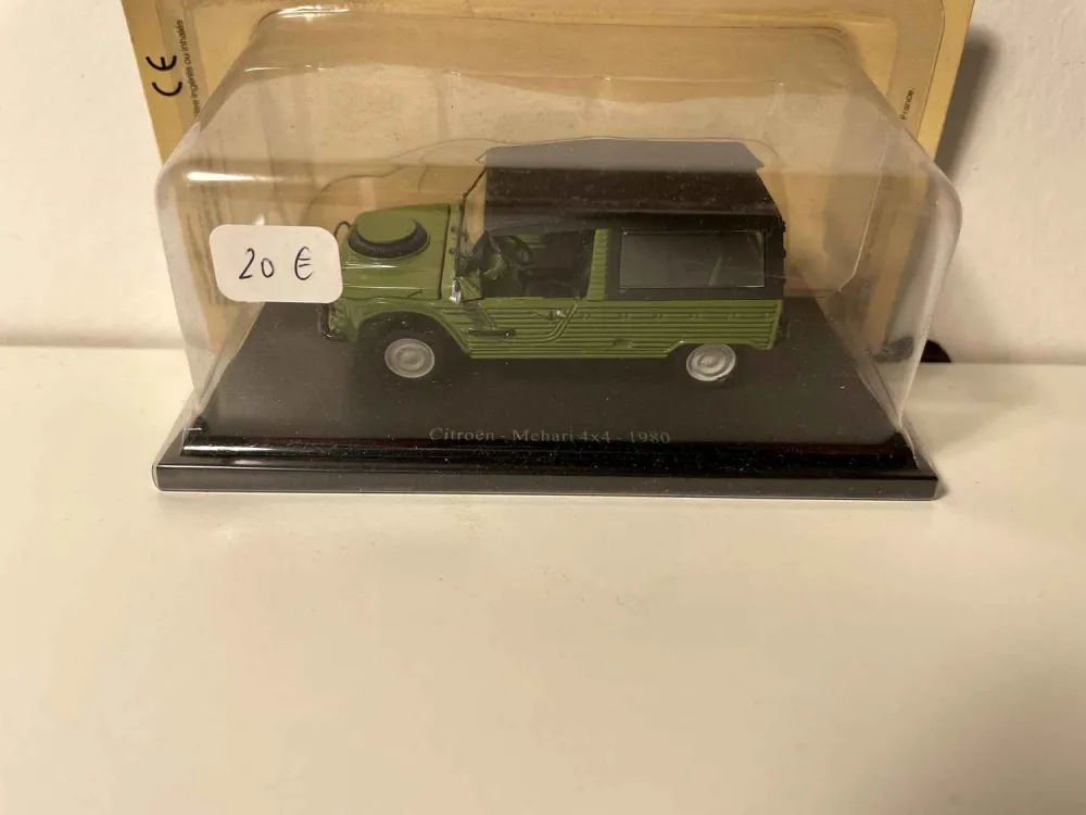 Citroën Méhari 4x4 verde scuro del 1980
