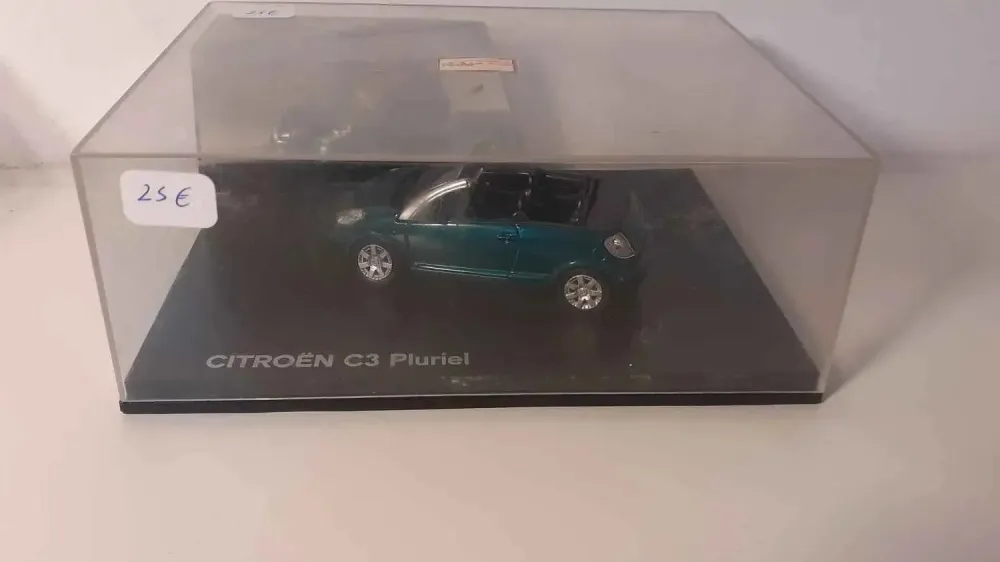 Citroën C3 Pluriel verde (scatola rettangolare)