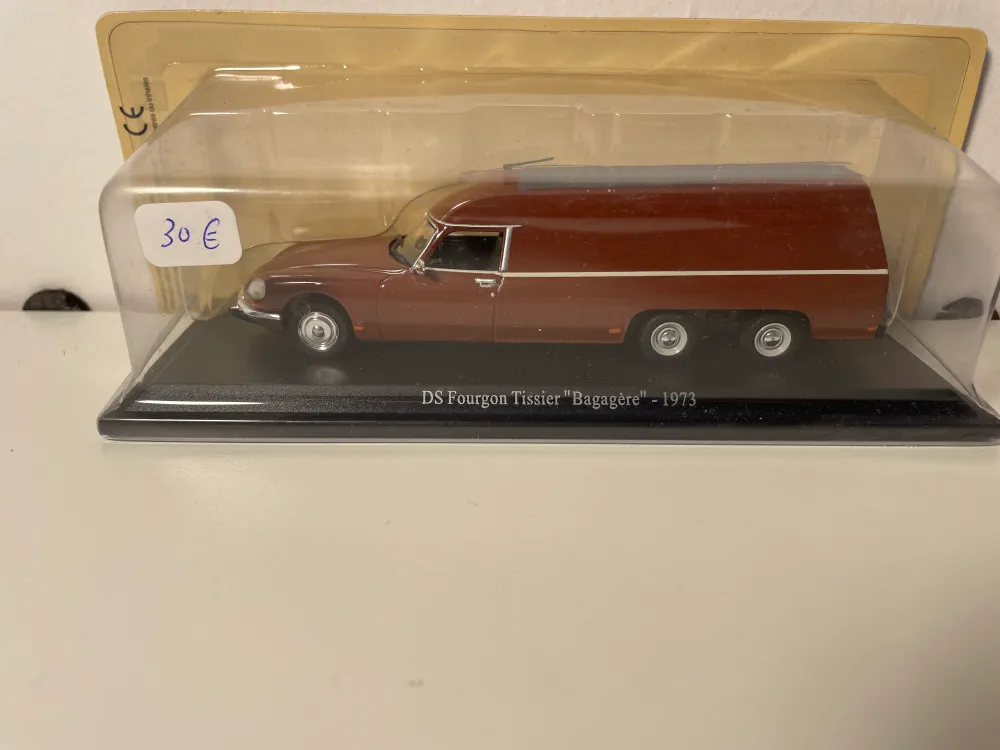 Citroën DS Van Tissier Bagagère marrone del 1973