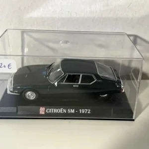 Citroën SM verde scuro del 1972