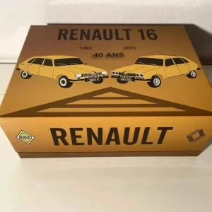 Cofanetto con Renault 16 blu del 1965 e Renault 16 TX verde del 1980