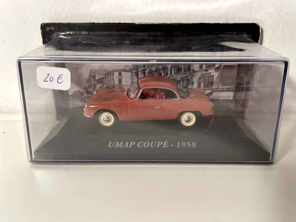 Coupé Umap marrone del 1958