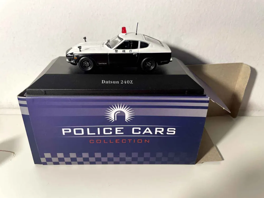Datsun 240Z bianca e nera POLIZIA giapponese
