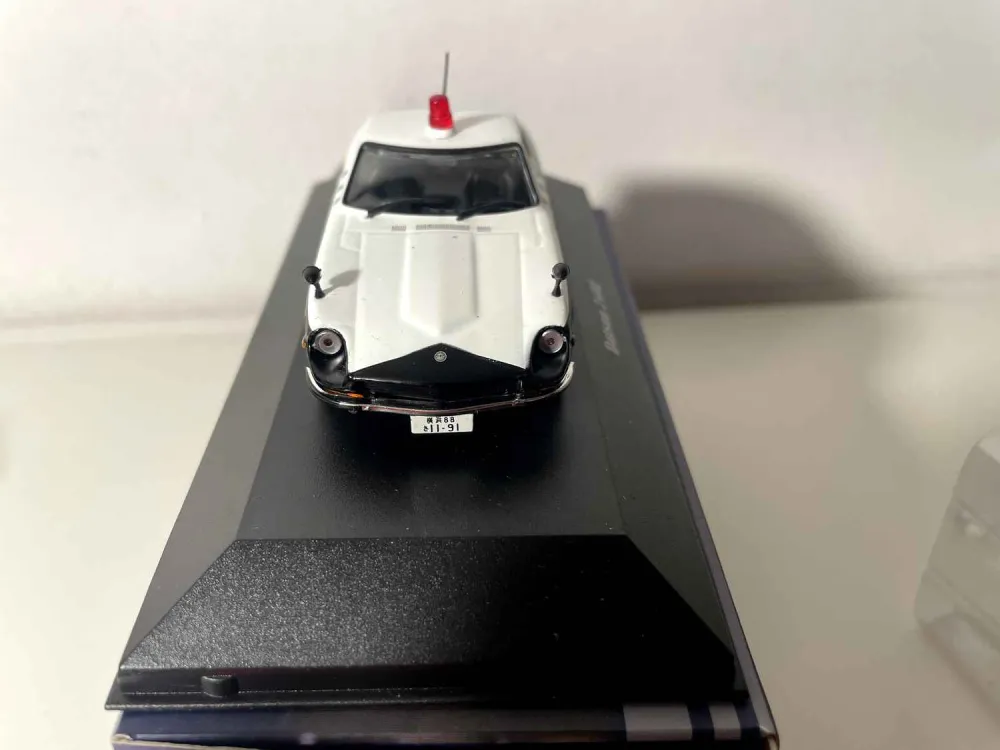 Datsun 240Z bianca e nera POLIZIA giapponese