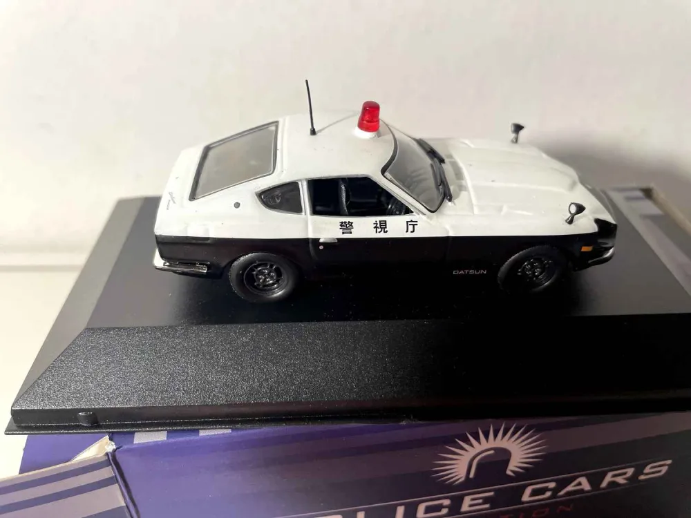 Datsun 240Z bianca e nera POLIZIA giapponese