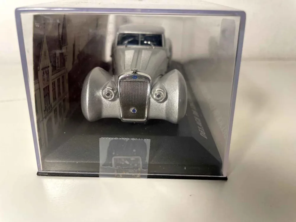 Delage D8 120-S 1938 Coupé aerodinamica grigia
