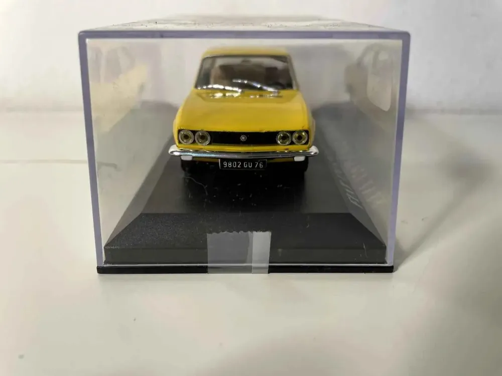 Fiat 124 Sport Coupé gialla del 1971
