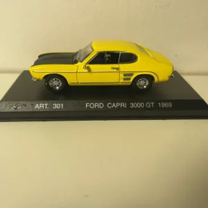 Ford Capri 3000 GT del 1969, gialla e nera (articolo della collezione DetailCars n. 301)