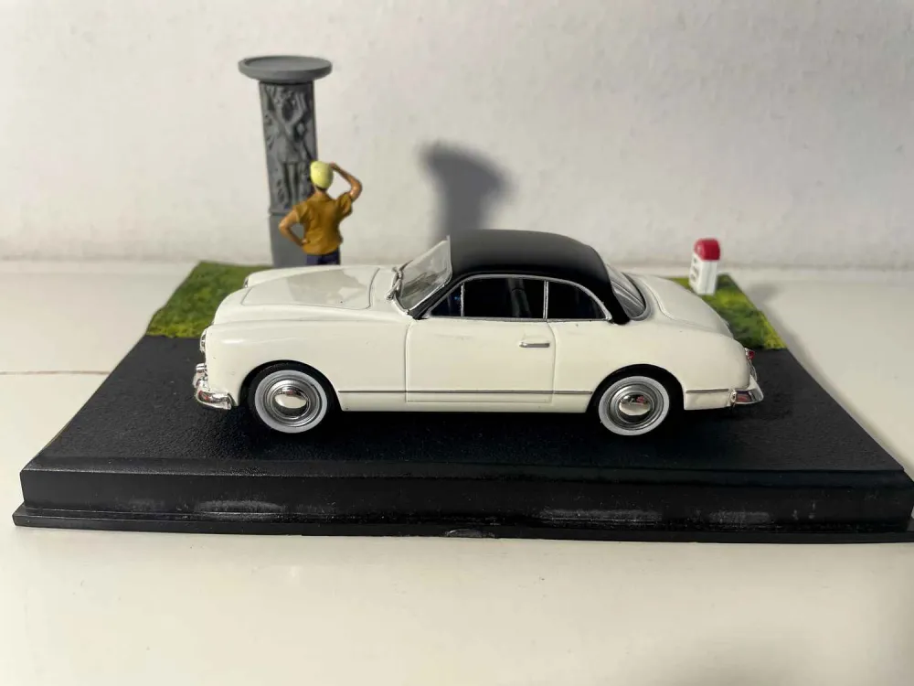 Ford Comet bianca con tetto nero - Nationale 7 - Blue Route