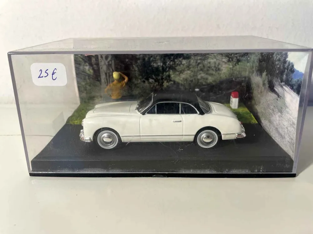 Ford Comet bianca con tetto nero - Nationale 7 - Blue Route
