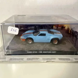 Ford GT 40 con livrea GULF (blu e arancione) - JAMES BOND - La morte può attendere