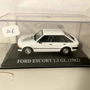 Ford Escort 1.3 GL bianca del 1982