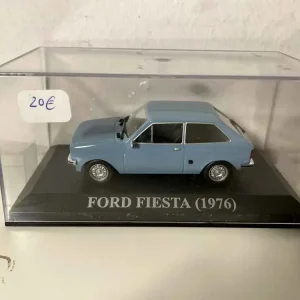 Ford Fiesta blu del 1976